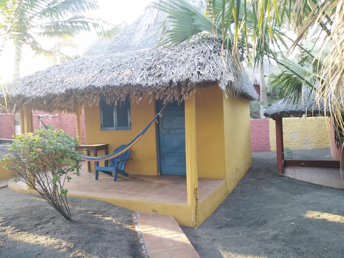 Hotel Pez De Oro Monterrico Exterior photo